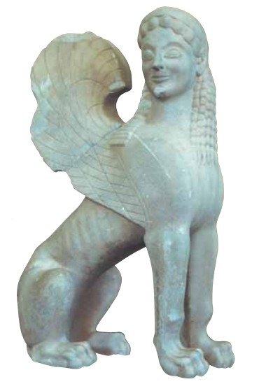Древнегреческая мраморная статуя сфинкса из Коринфа