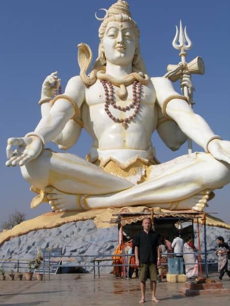 statue of god Shiva